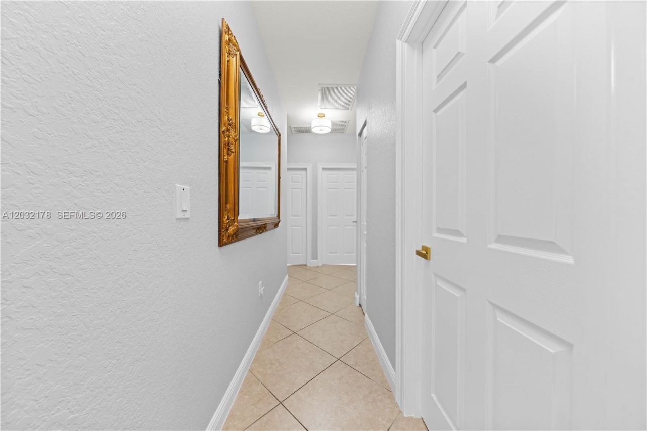 5431 SW 184th Way , Miramar, FL 33029 Photo