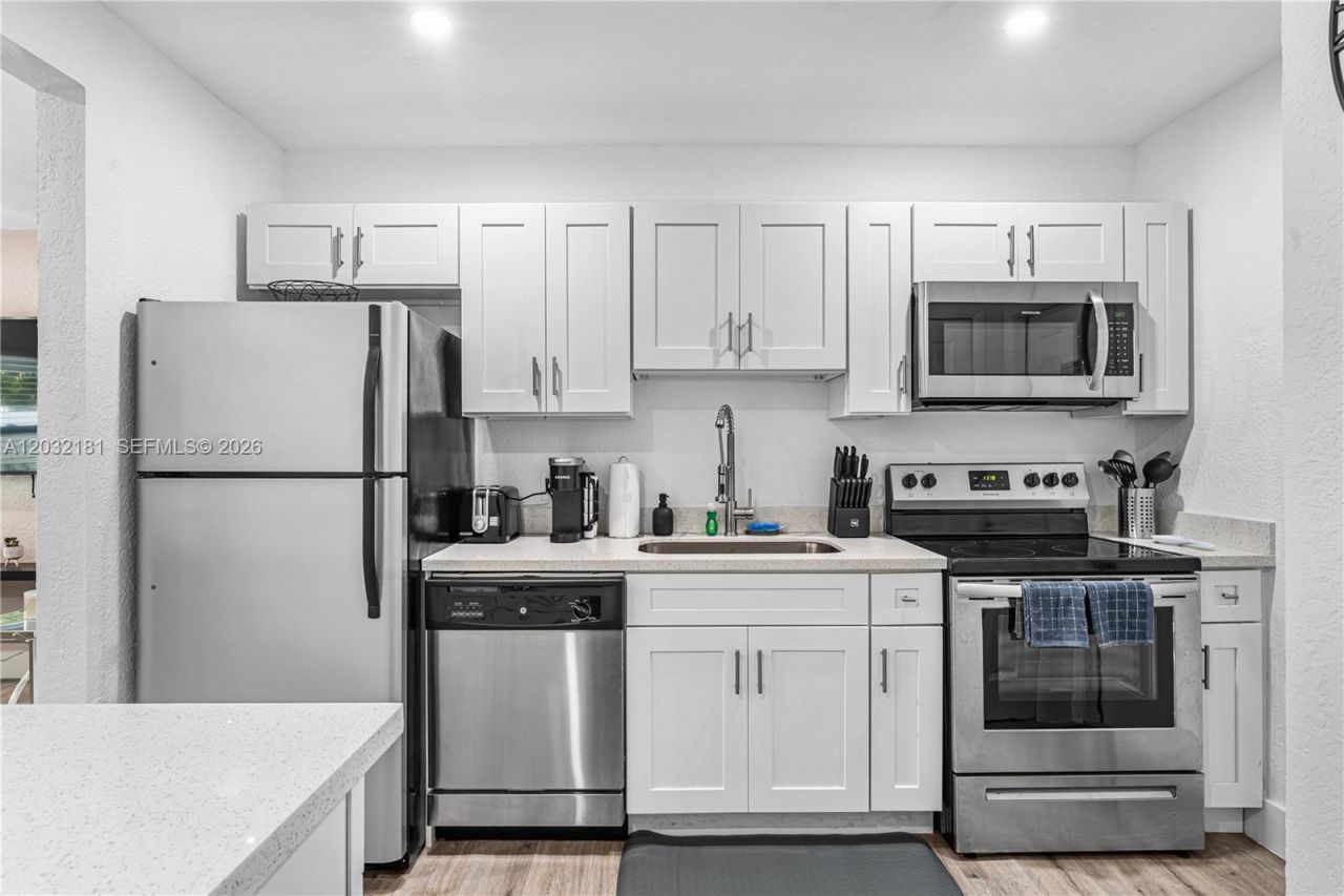 1521 NE 118th Ter , Unit 1, Miami, FL 33161 Photo