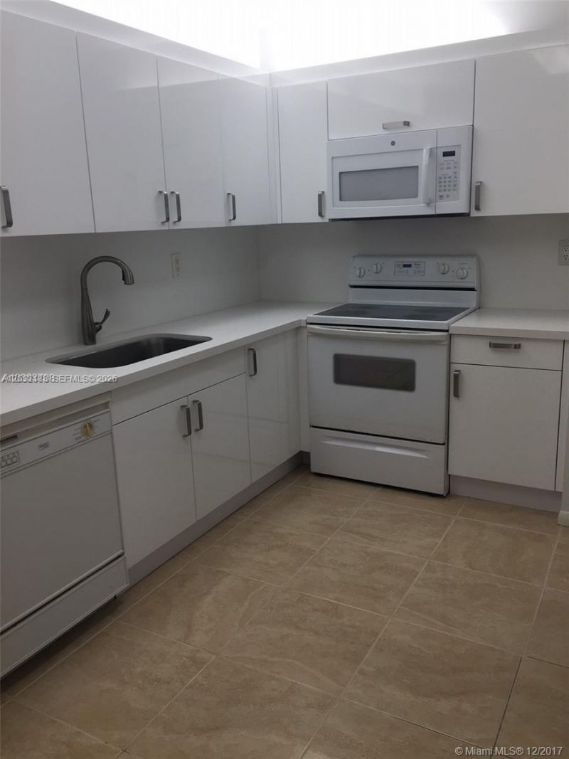 9341 Collins Ave , Unit 1006, Surfside, FL 33154 Photo