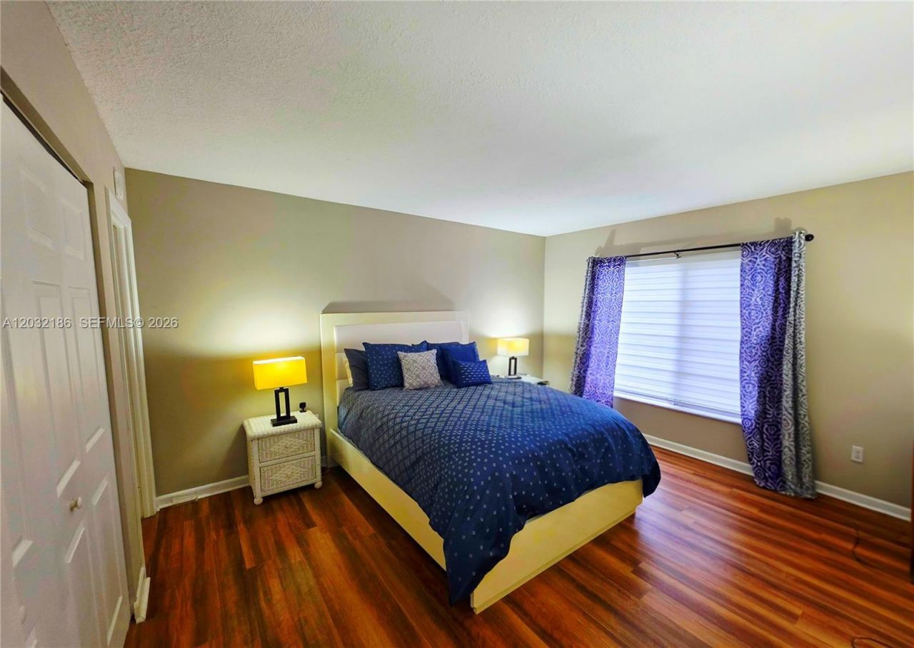 4164 Inverrary Dr , Unit 204, Lauderhill, FL 33319 Photo