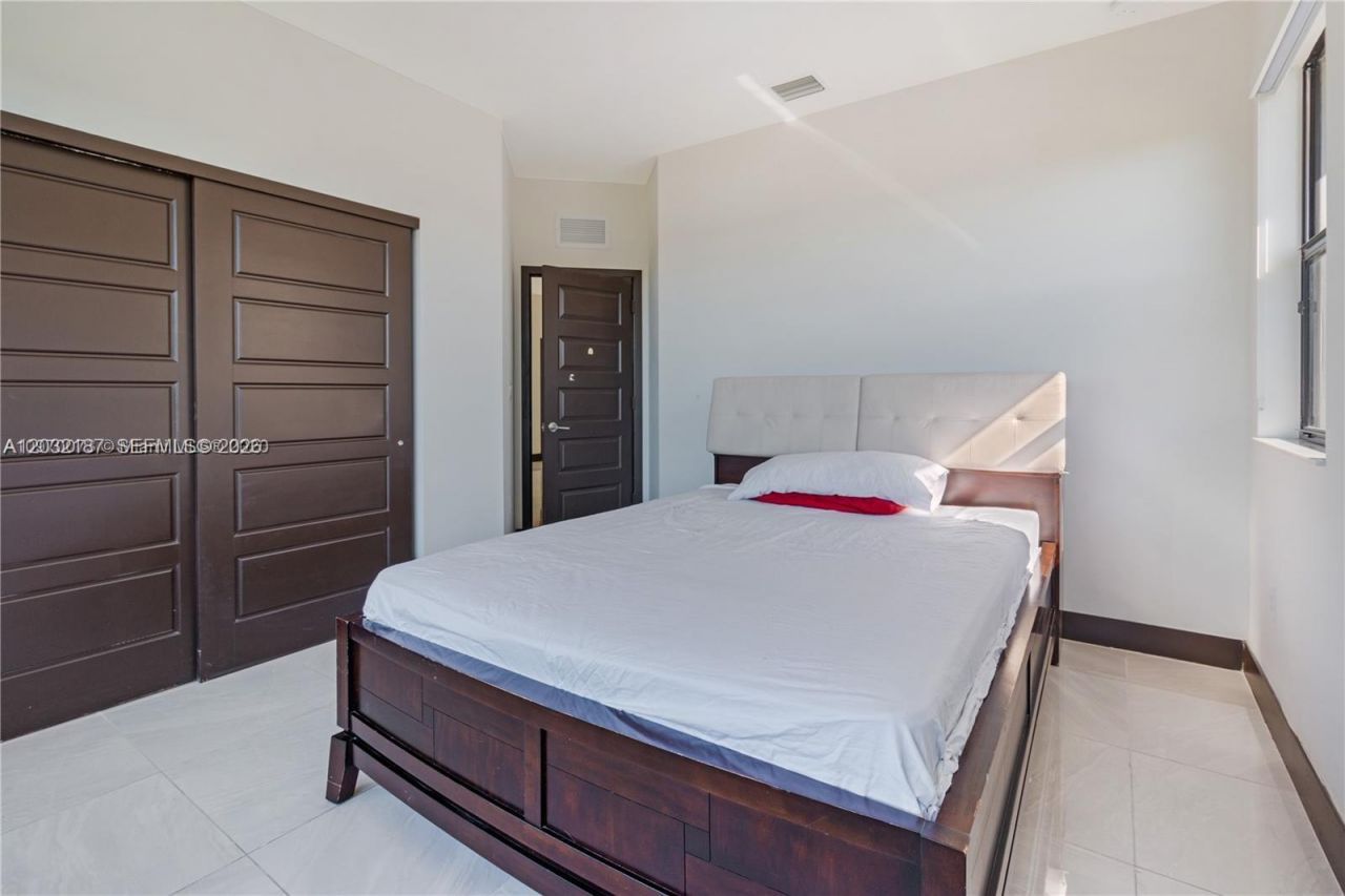 13659 SW 159th Ave, Unit ., Miami, FL 33196 Photo
