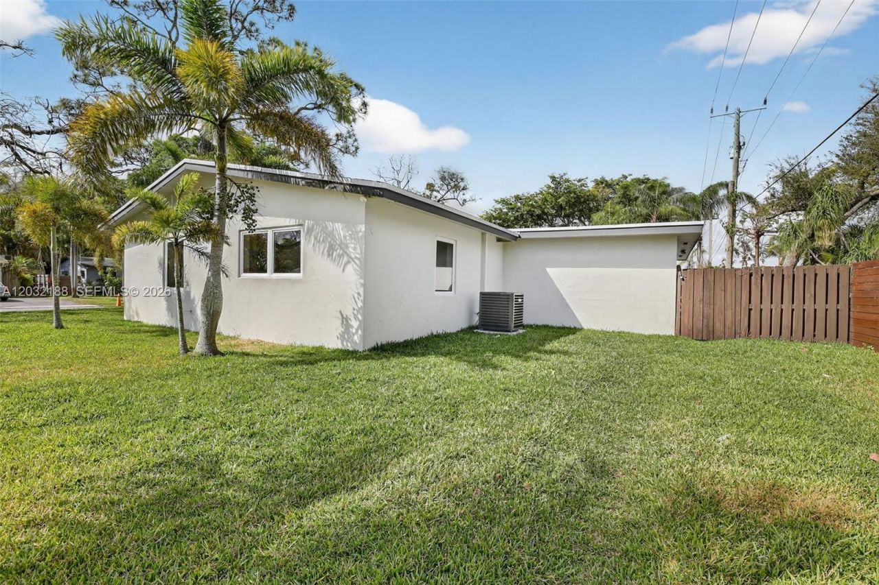 3371 SW 23rd St , Fort Lauderdale, FL 33312 Photo