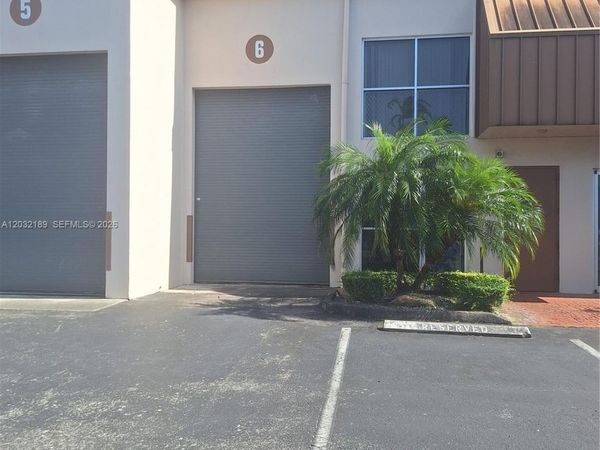 14250 SW 136th St, Unit 6, Miami, FL 33186