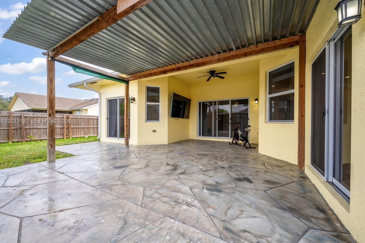 1956 SW Beekman St, Unit 1956, Port Saint Lucie, FL 34953 Photo