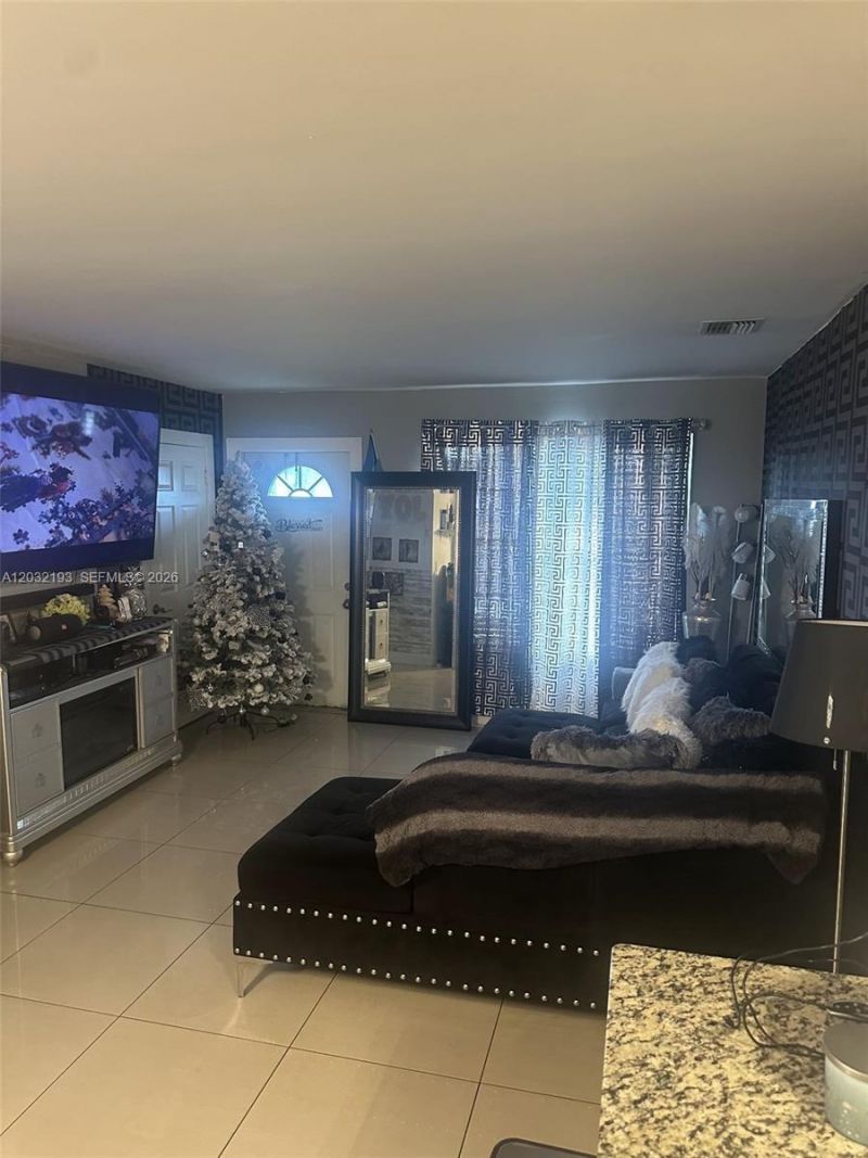1321 NW 199th St, Miami Gardens, FL 33169 Photo