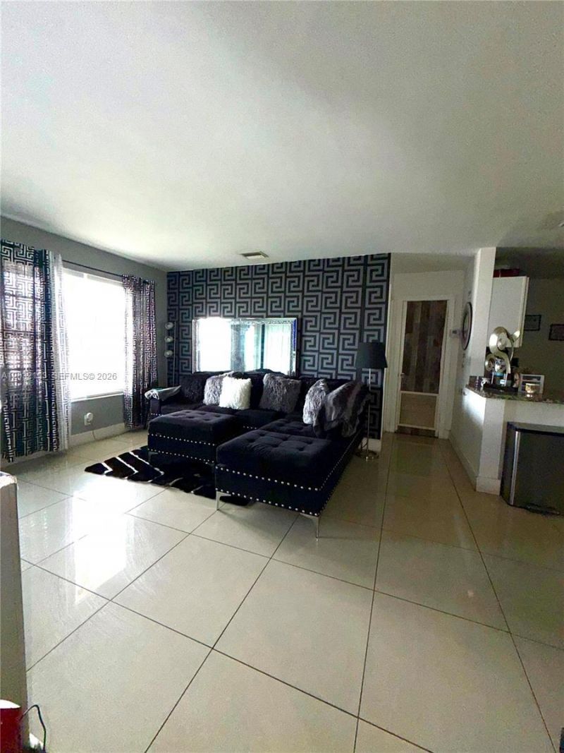 1321 NW 199th St, Miami Gardens, FL 33169 Photo
