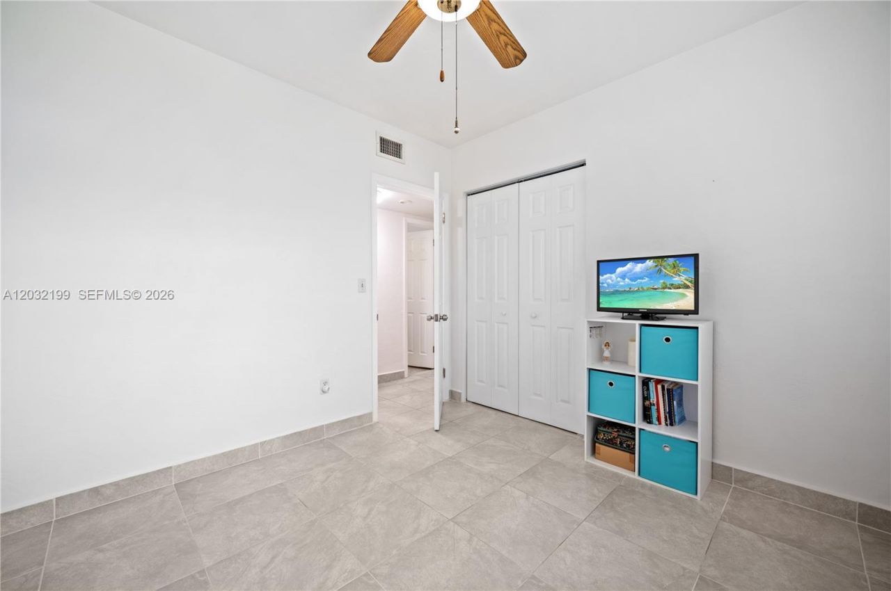 9300 NW 32nd Ct , Miami, FL 33147 Photo