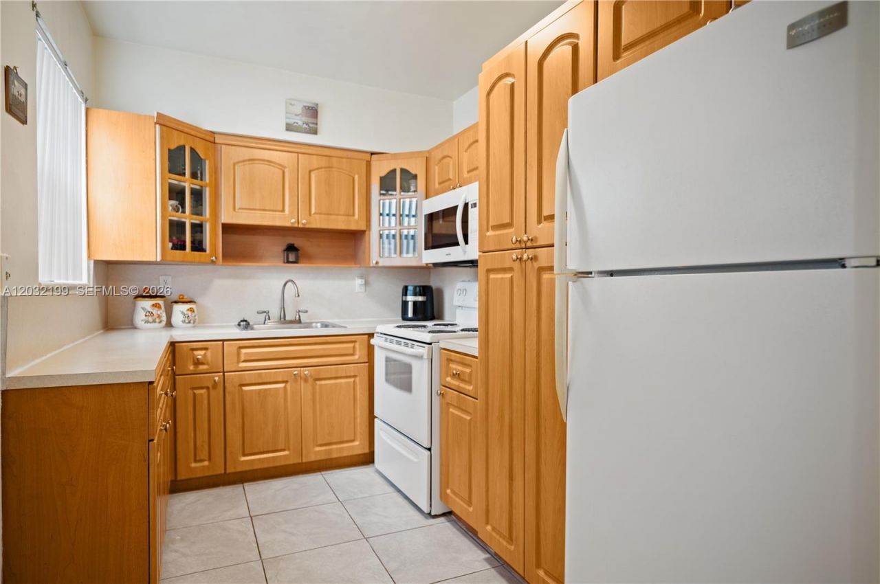 9300 NW 32nd Ct , Miami, FL 33147 Photo