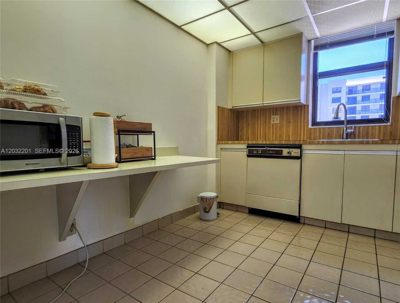 18181 NE 31st Ct , Unit 1710, Aventura, FL 33160 Photo