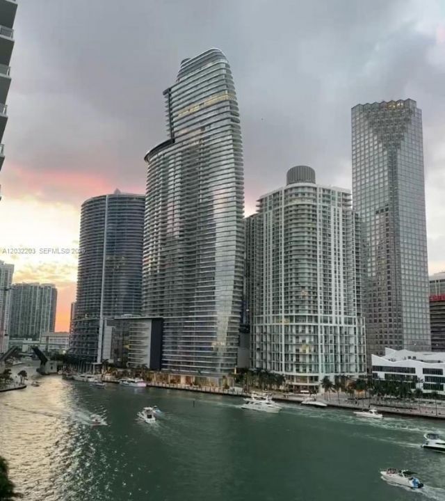888 Brickell Key Dr , Unit 1004, Miami, FL 33131 Photo