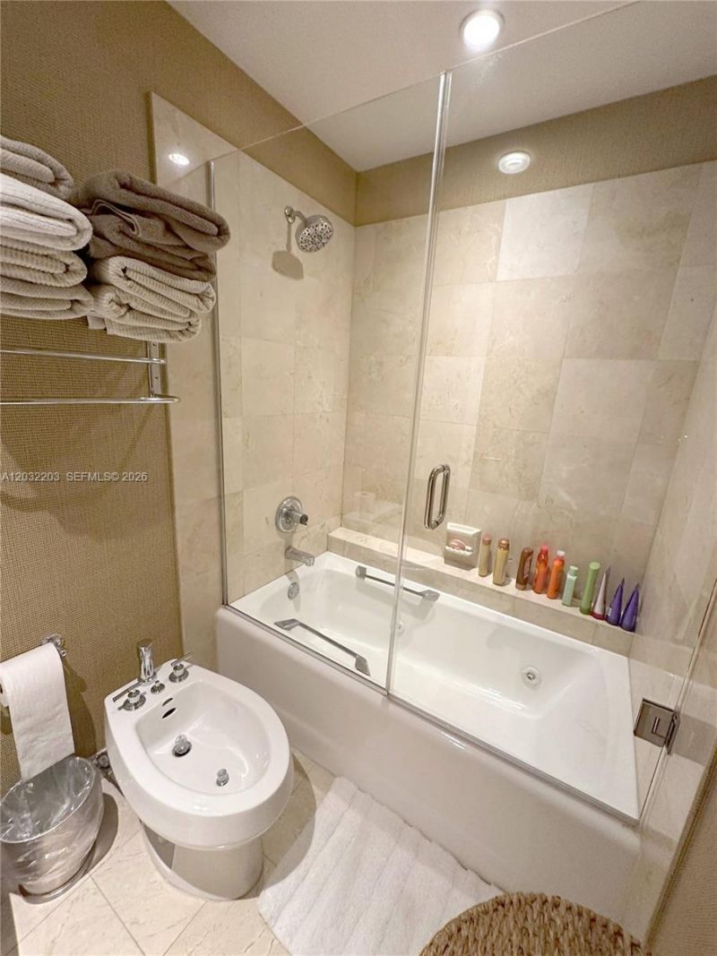 888 Brickell Key Dr , Unit 1004, Miami, FL 33131 Photo