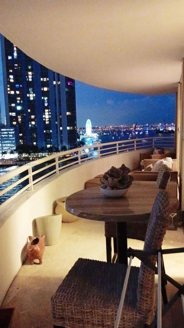 888 Brickell Key Dr , Unit 1004, Miami, FL 33131 Photo