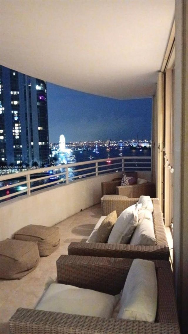 888 Brickell Key Dr , Unit 1004, Miami, FL 33131 Photo