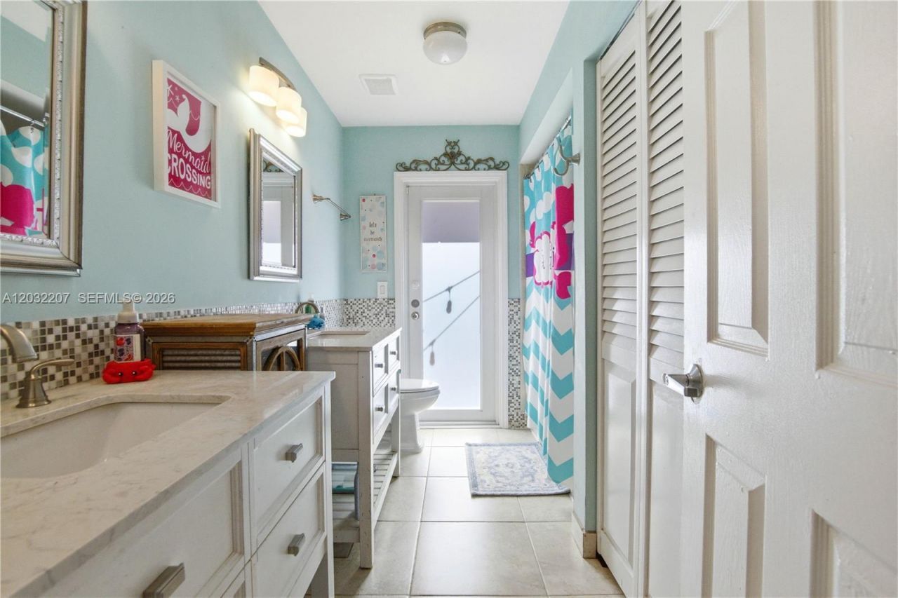 5940 NW 52nd St , Coral Springs, FL 33067 Photo