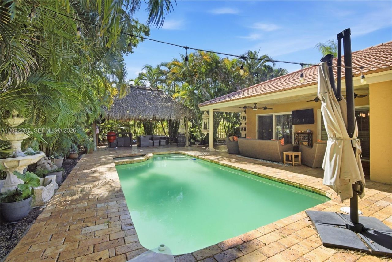 5940 NW 52nd St , Coral Springs, FL 33067 Photo