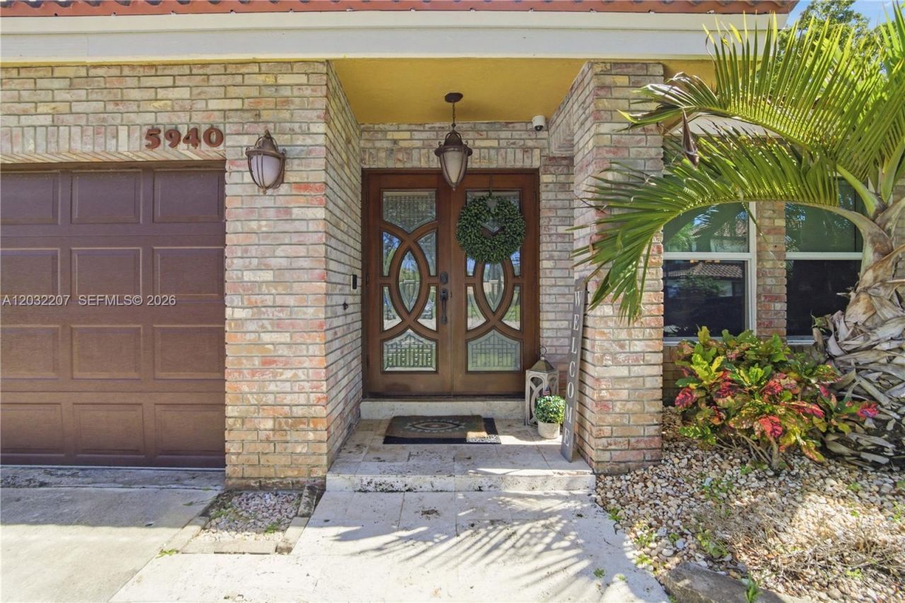 5940 NW 52nd St , Coral Springs, FL 33067 Photo