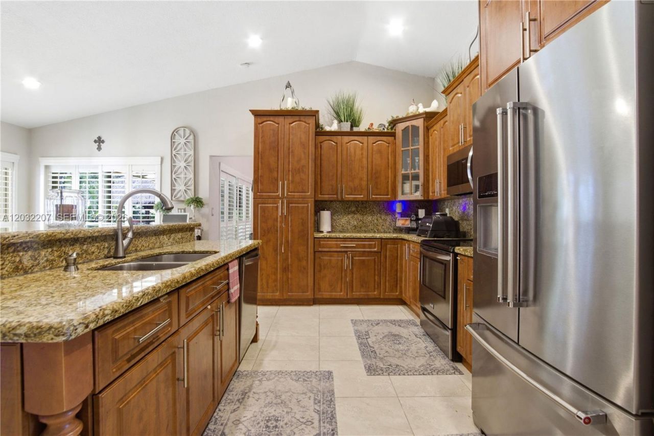 5940 NW 52nd St , Coral Springs, FL 33067 Photo