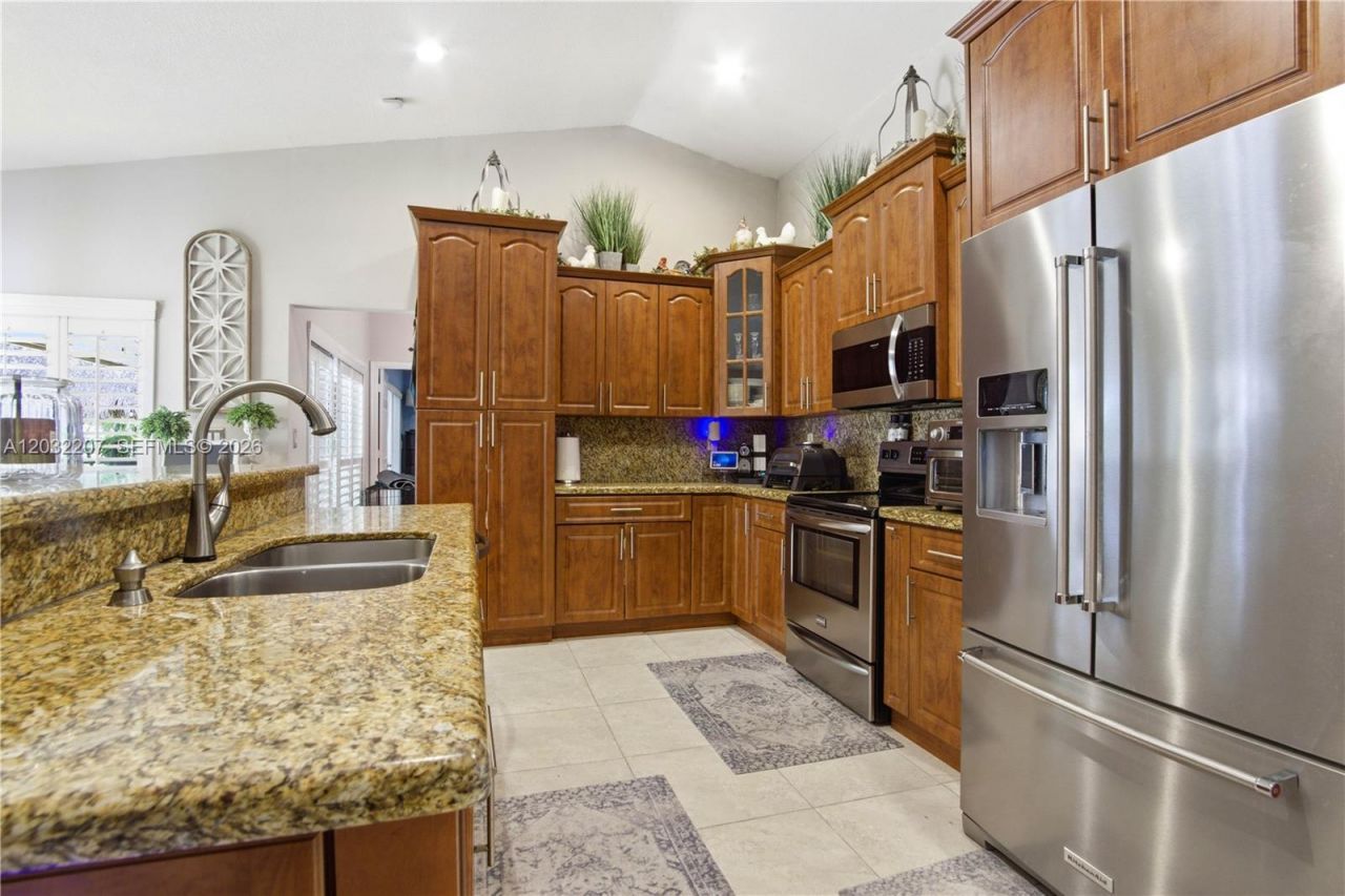 5940 NW 52nd St , Coral Springs, FL 33067 Photo