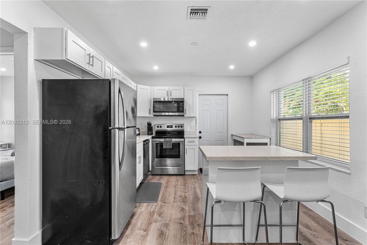 1523 NE 118th Ter , Unit 2, Miami, FL 33161 Photo