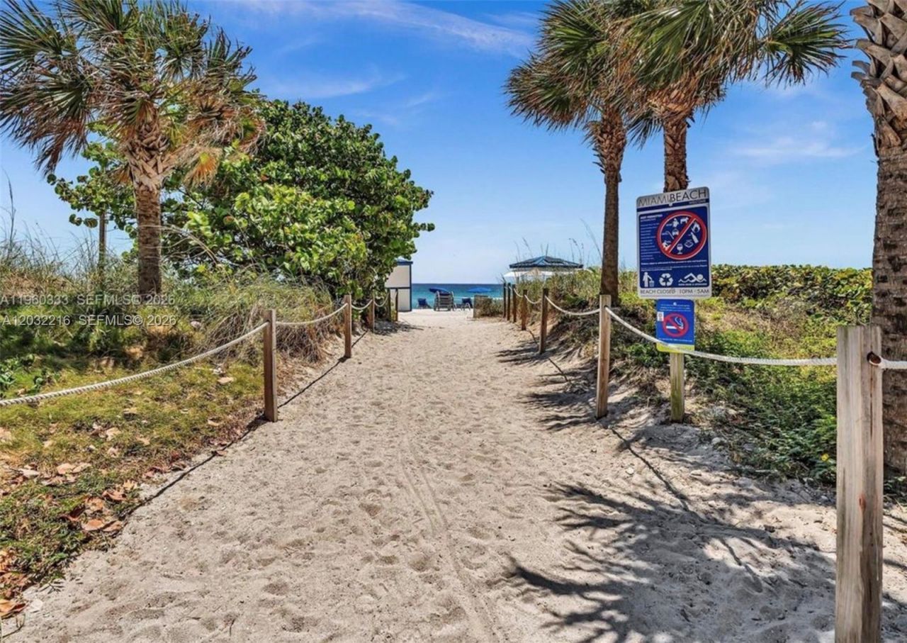 6423 Collins Ave , Unit 409, Miami Beach, FL 33141 Photo