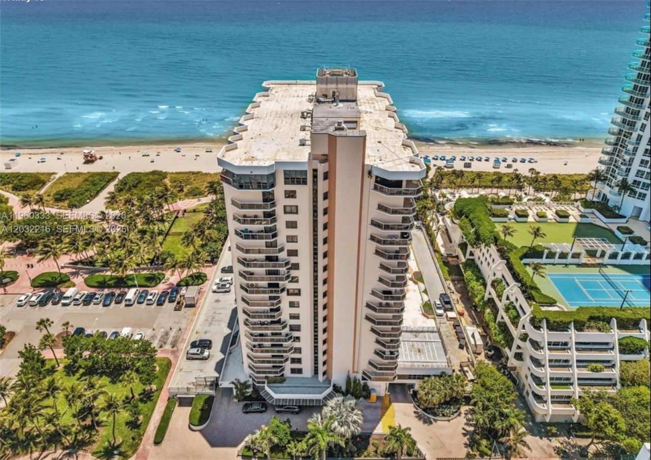 6423 Collins Ave , Unit 409, Miami Beach, FL 33141 Photo