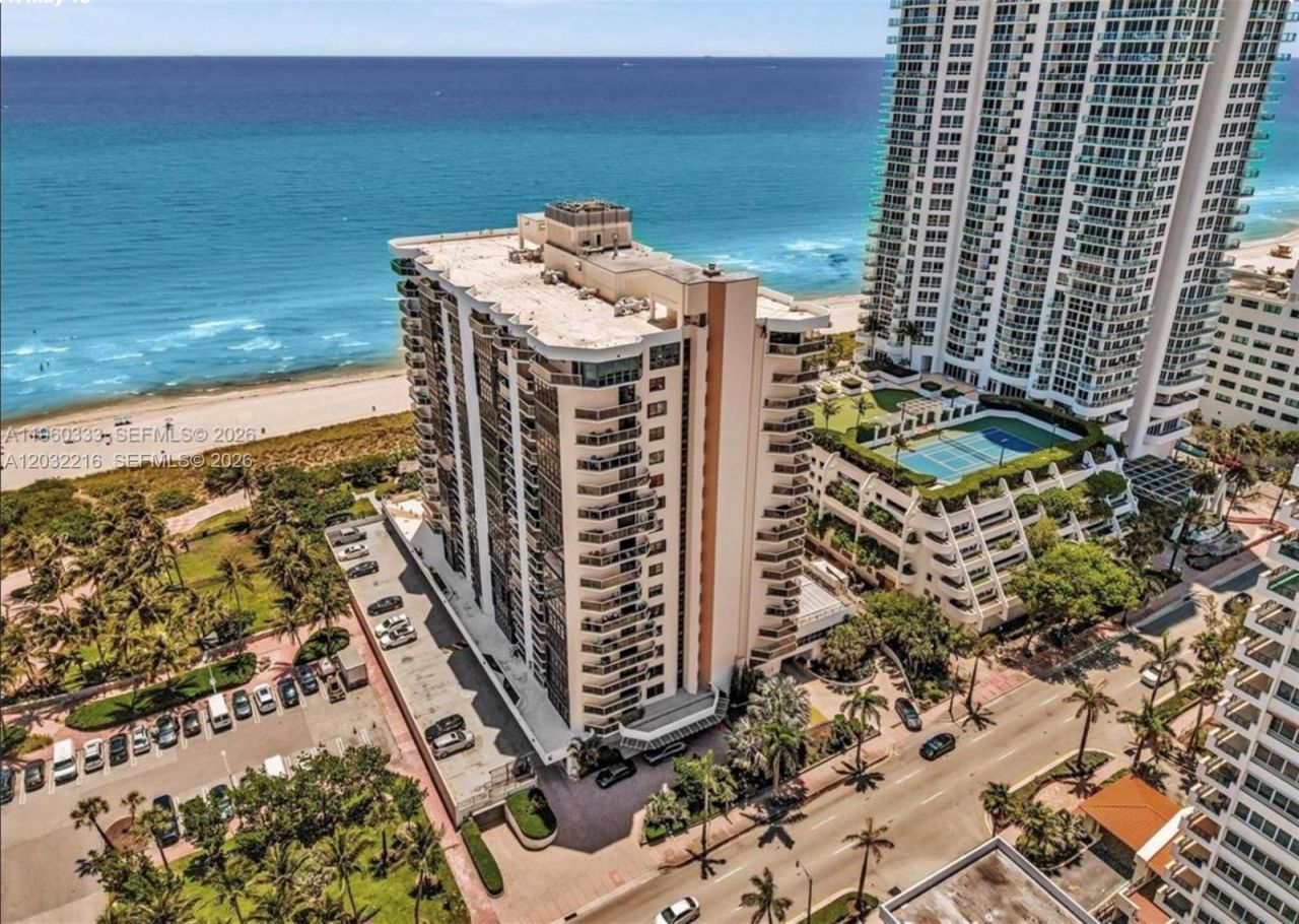 6423 Collins Ave , Unit 409, Miami Beach, FL 33141 Photo