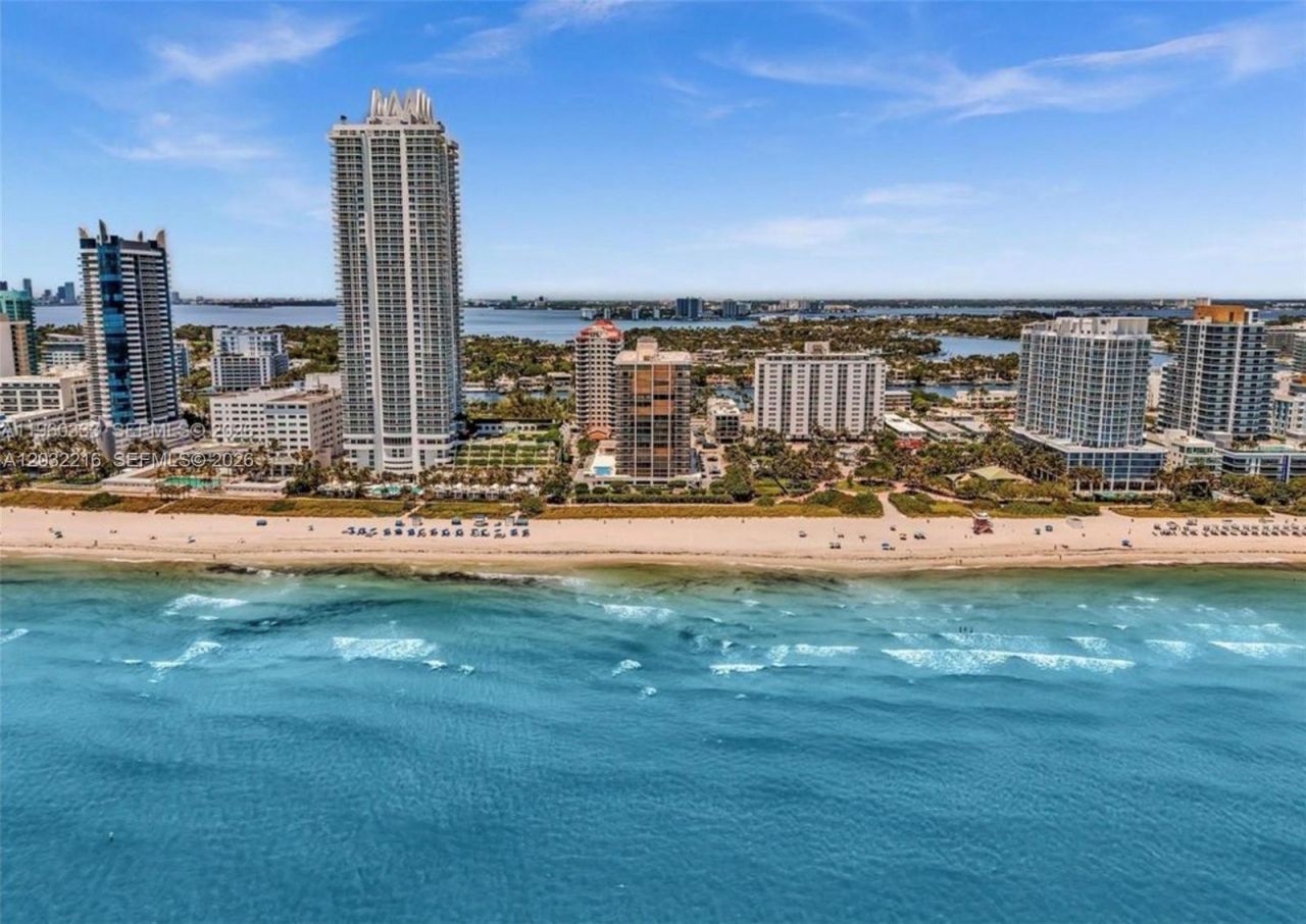 6423 Collins Ave , Unit 409, Miami Beach, FL 33141 Photo