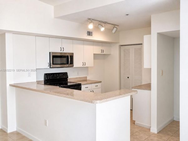 3854 Lyons Rd , Unit 301-5, Coconut Creek, FL 33073