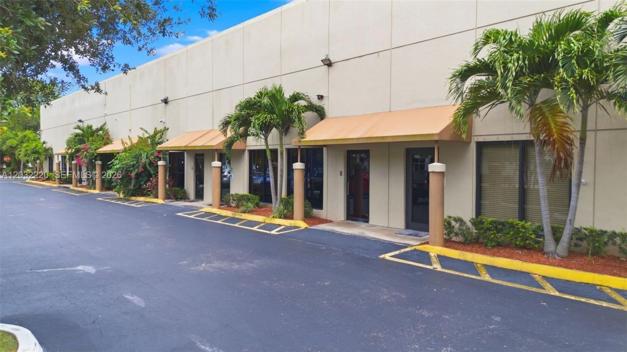 3660 NW 126th Ave, Unit 8, Coral Springs, FL 33065 Photo