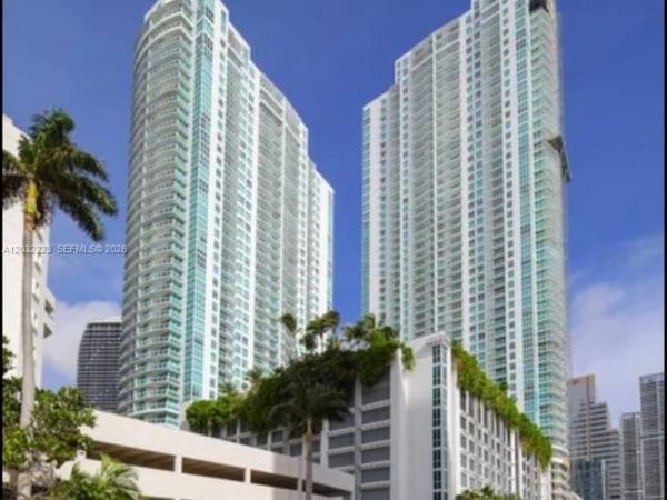 950 Brickell Bay Dr , Unit 701, Miami, FL 33131