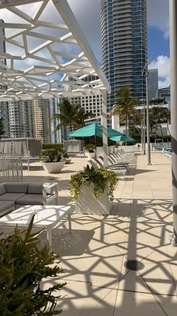 950 Brickell Bay Dr, Unit 701, Miami, FL 33131 Photo