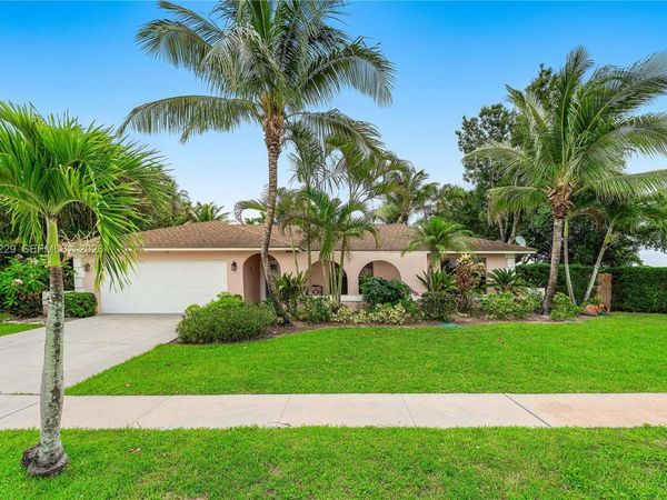 1586 Old Cypress Trl , Unit 1, Wellington, FL 33414