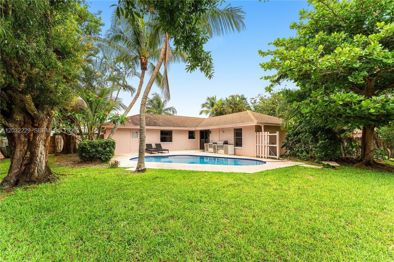 1586 Old Cypress Trl , Unit 1, Wellington, FL 33414 Photo