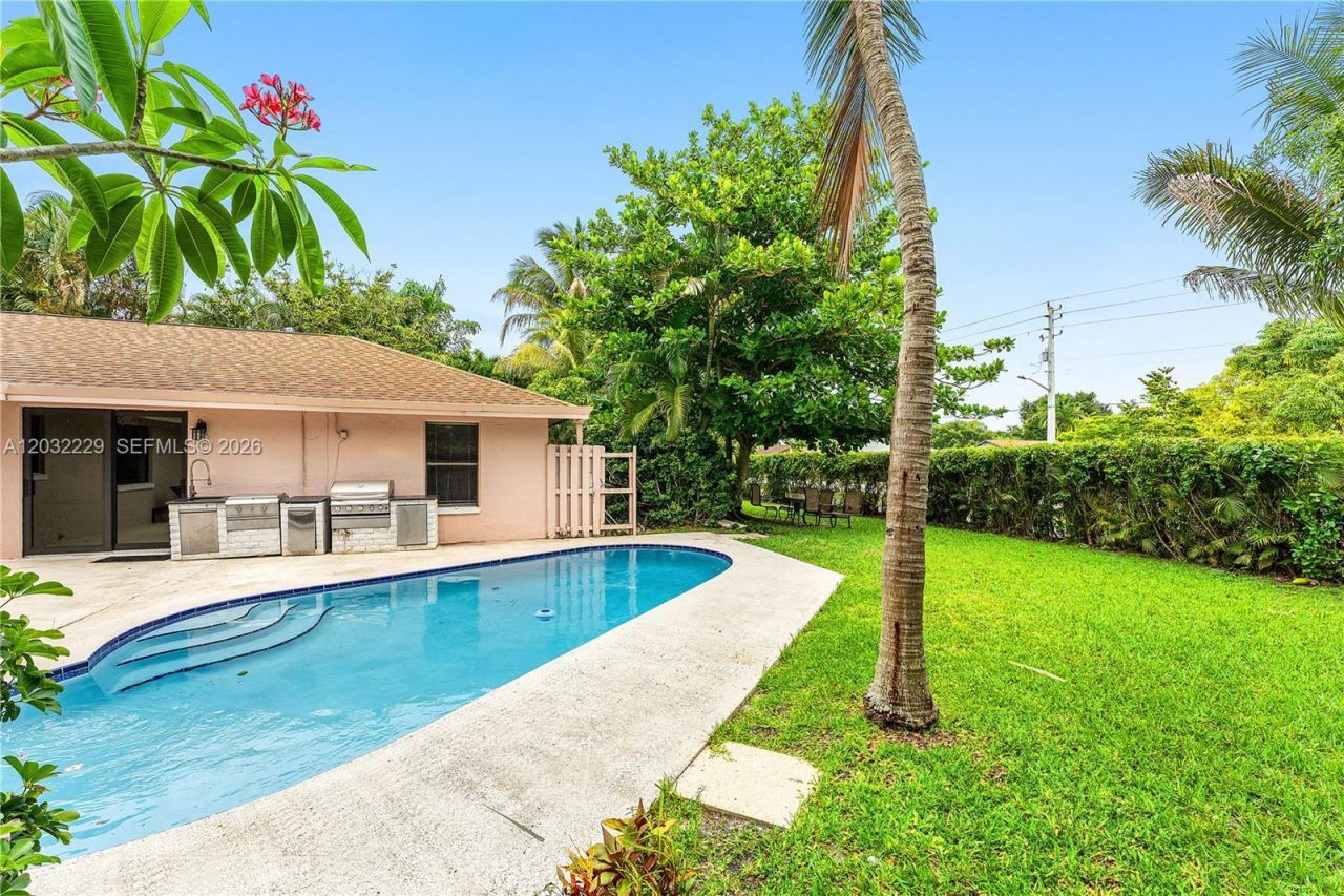 1586 Old Cypress Trl , Unit 1, Wellington, FL 33414 Photo