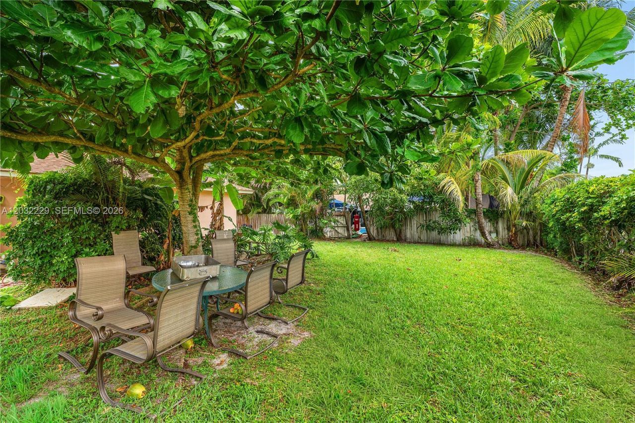 1586 Old Cypress Trl , Unit 1, Wellington, FL 33414 Photo