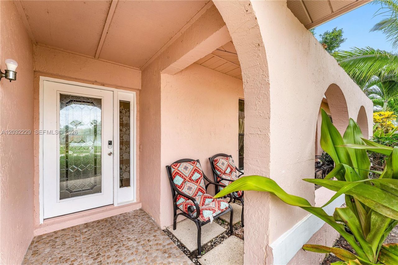 1586 Old Cypress Trl , Unit 1, Wellington, FL 33414 Photo