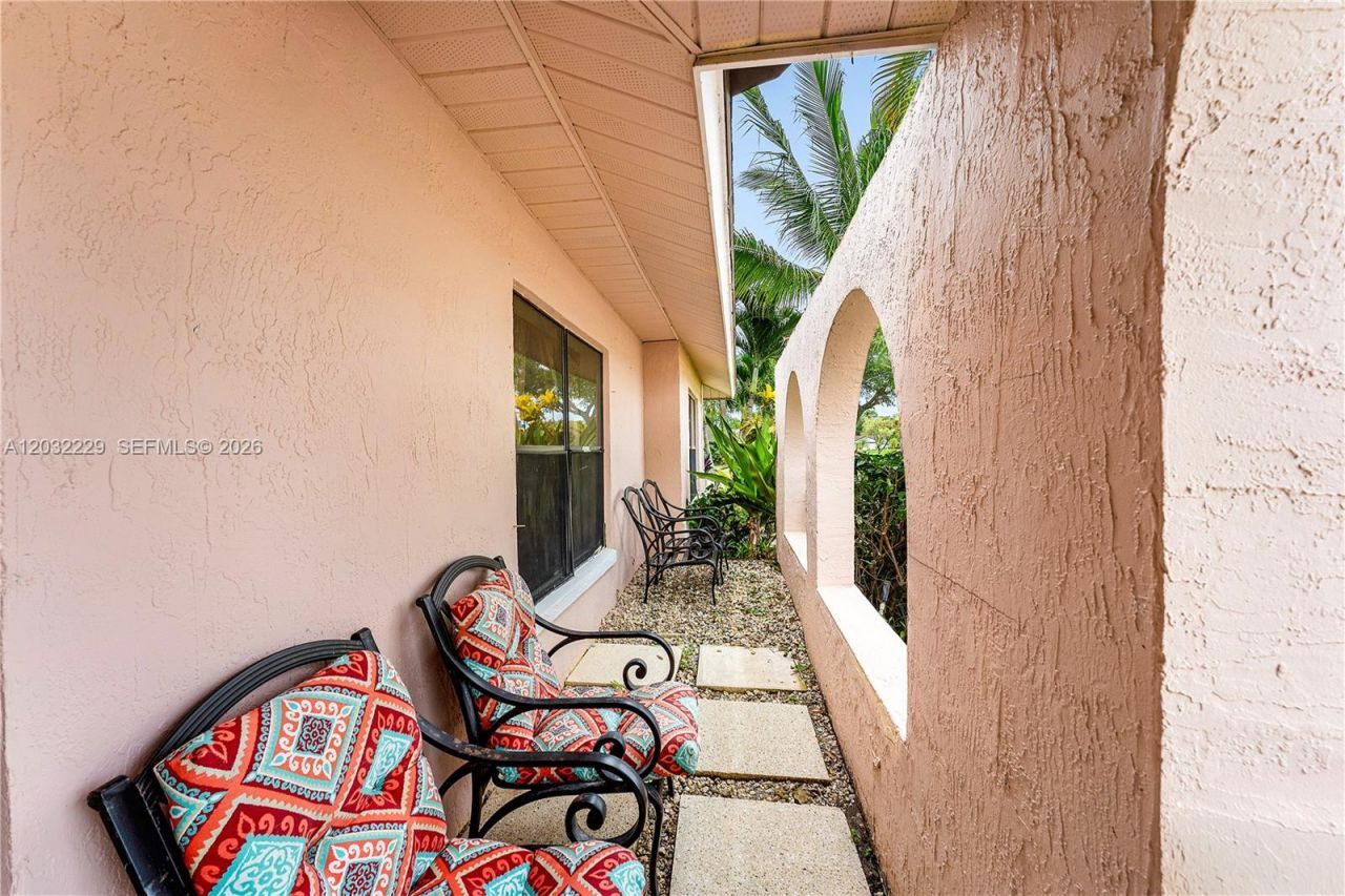 1586 Old Cypress Trl , Unit 1, Wellington, FL 33414 Photo