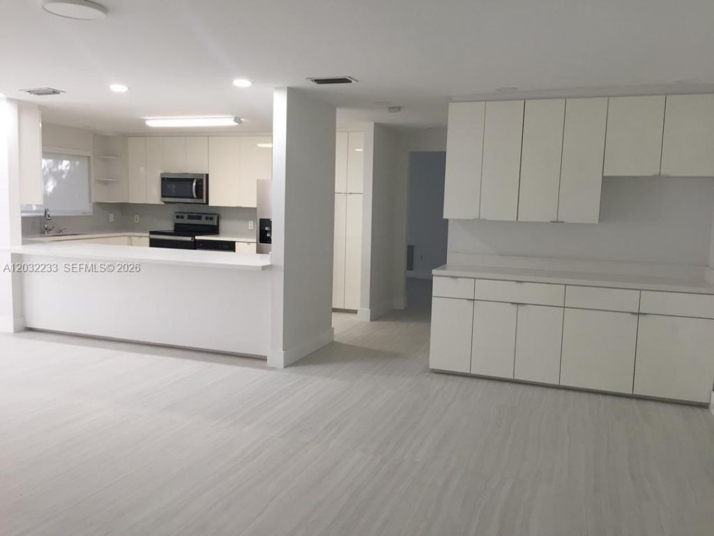 6622 Acacia Ct , Unit 6622, South Miami, FL 33143 Photo