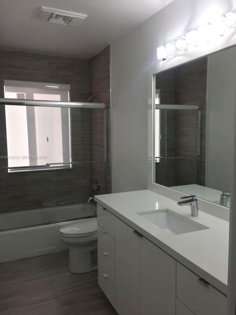6622 Acacia Ct , Unit 6622, South Miami, FL 33143 Photo
