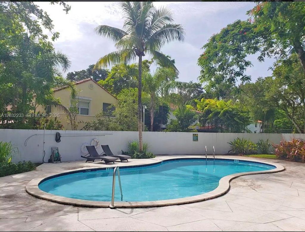 6622 Acacia Ct , Unit 6622, South Miami, FL 33143 Photo