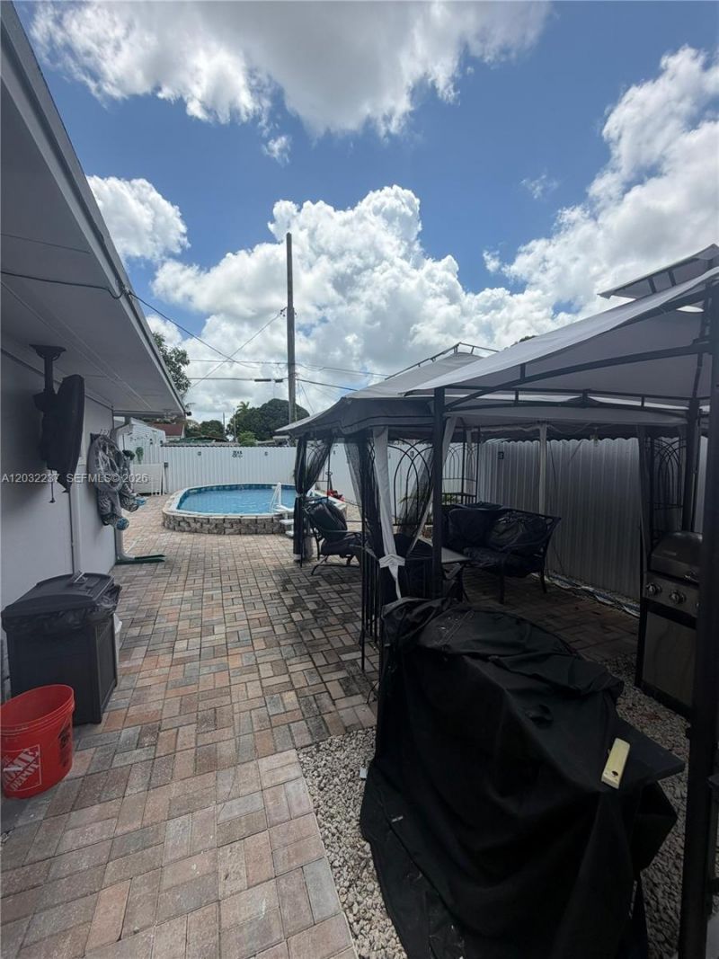 10415 NW 30th Ct, Miami, FL 33147 Photo