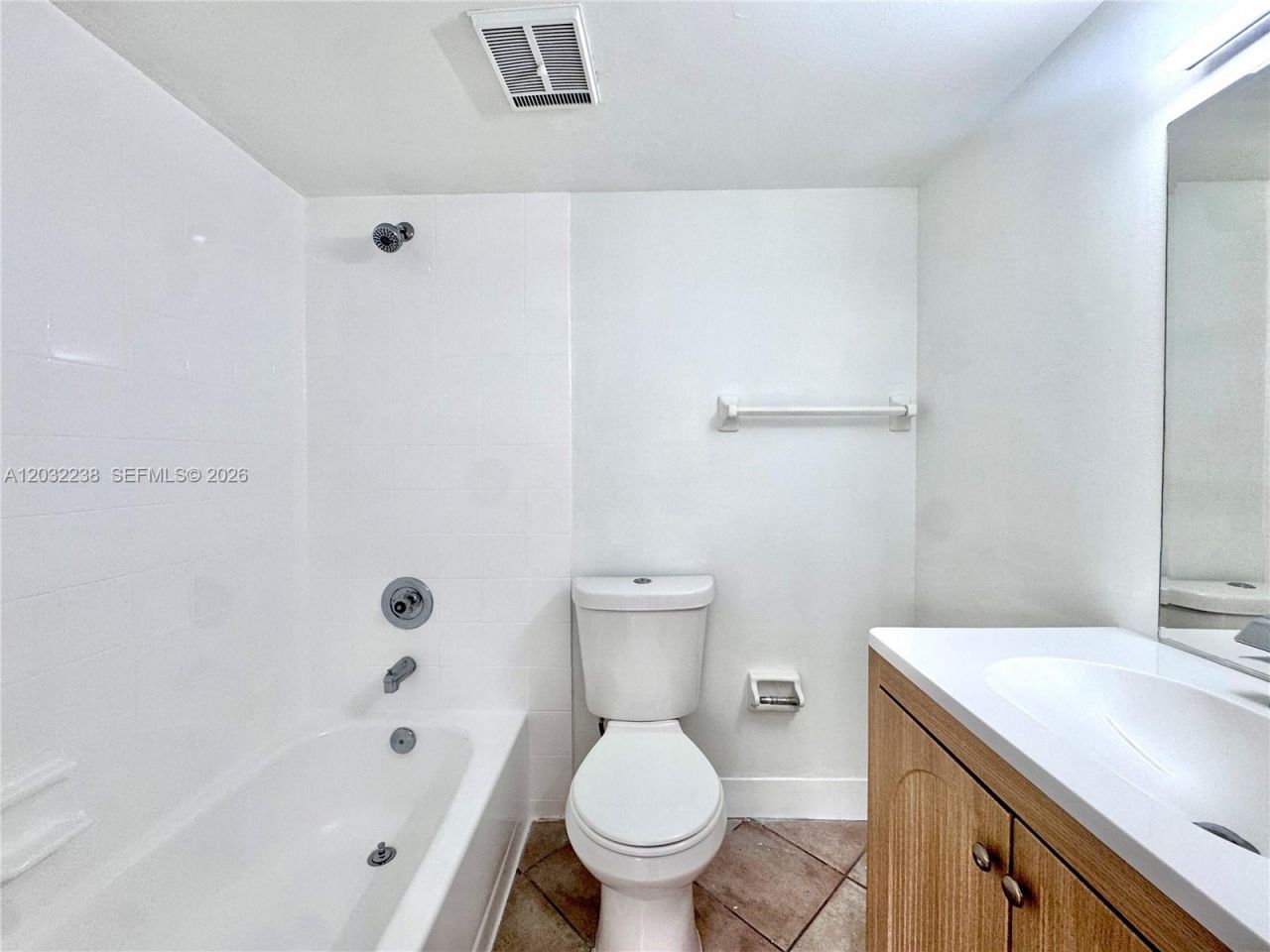 1250 Lincoln Rd , Unit 203, Miami Beach, FL 33139 Photo