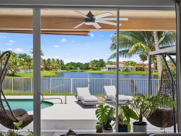 480 Cambridge Dr, Weston, FL 33326