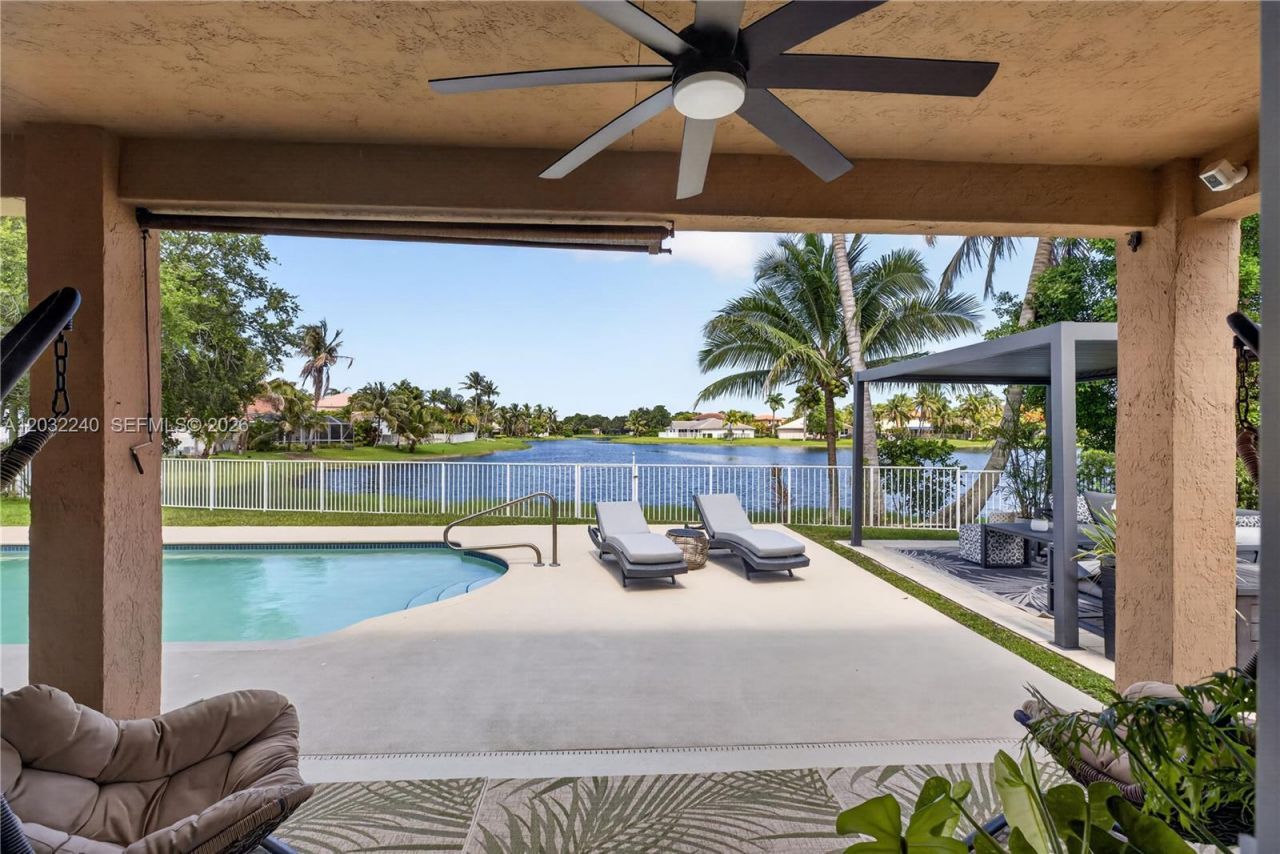 480 Cambridge Dr , Weston, FL 33326 Photo