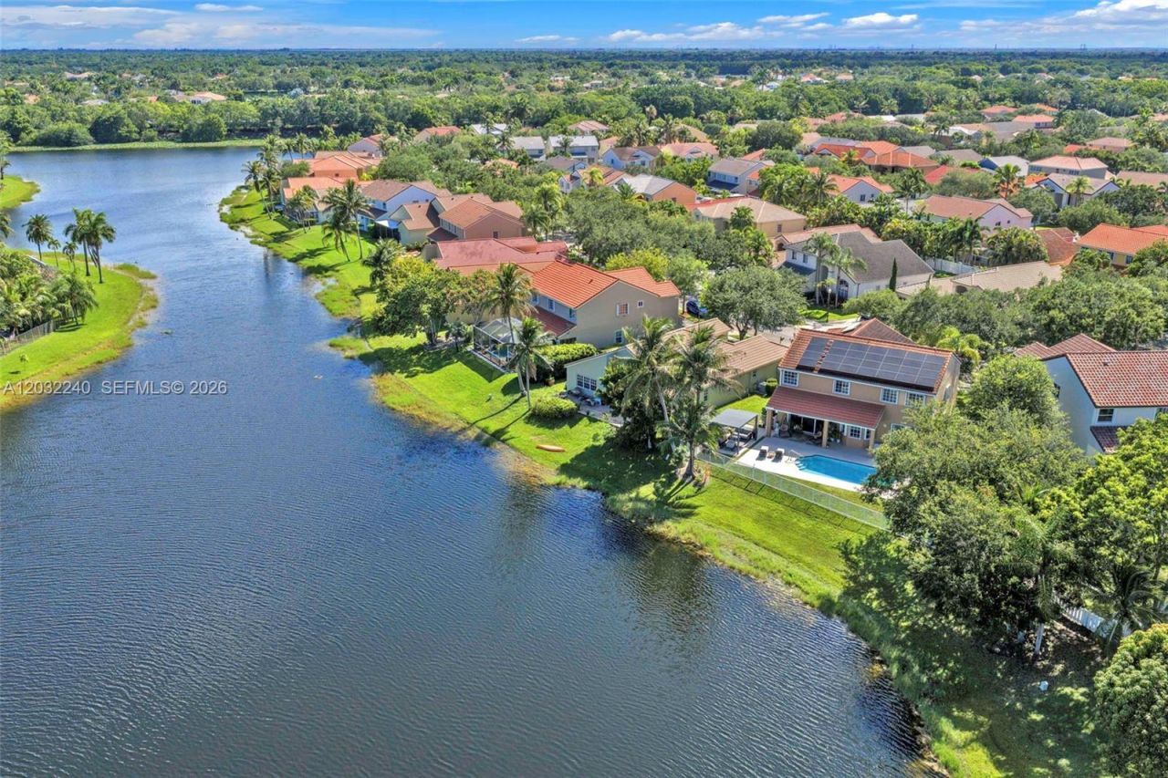 480 Cambridge Dr , Weston, FL 33326 Photo