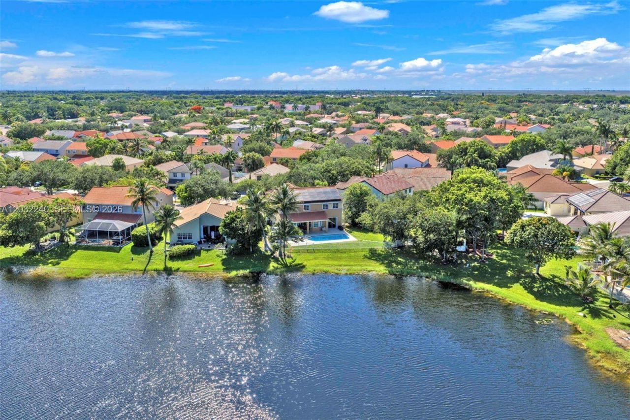 480 Cambridge Dr , Weston, FL 33326 Photo