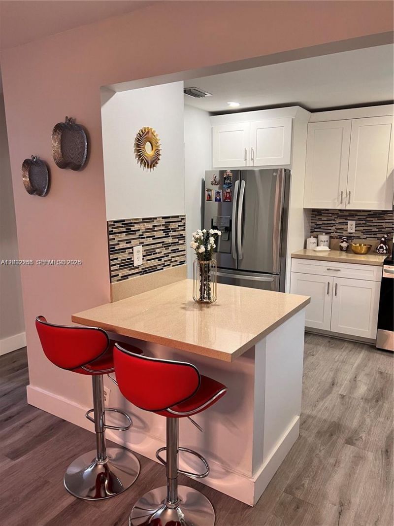 9571 NW 52nd St , Sunrise, FL 33351 Photo