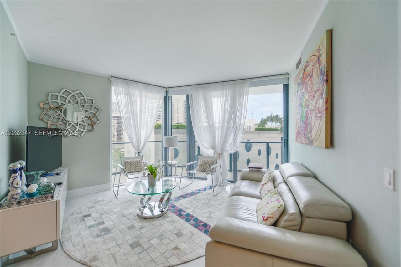 501 NE 31st St , Unit 601, Miami, FL 33137 Photo