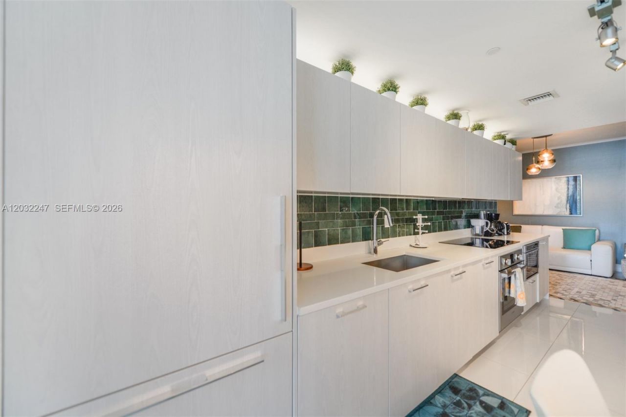 501 NE 31st St , Unit 601, Miami, FL 33137 Photo