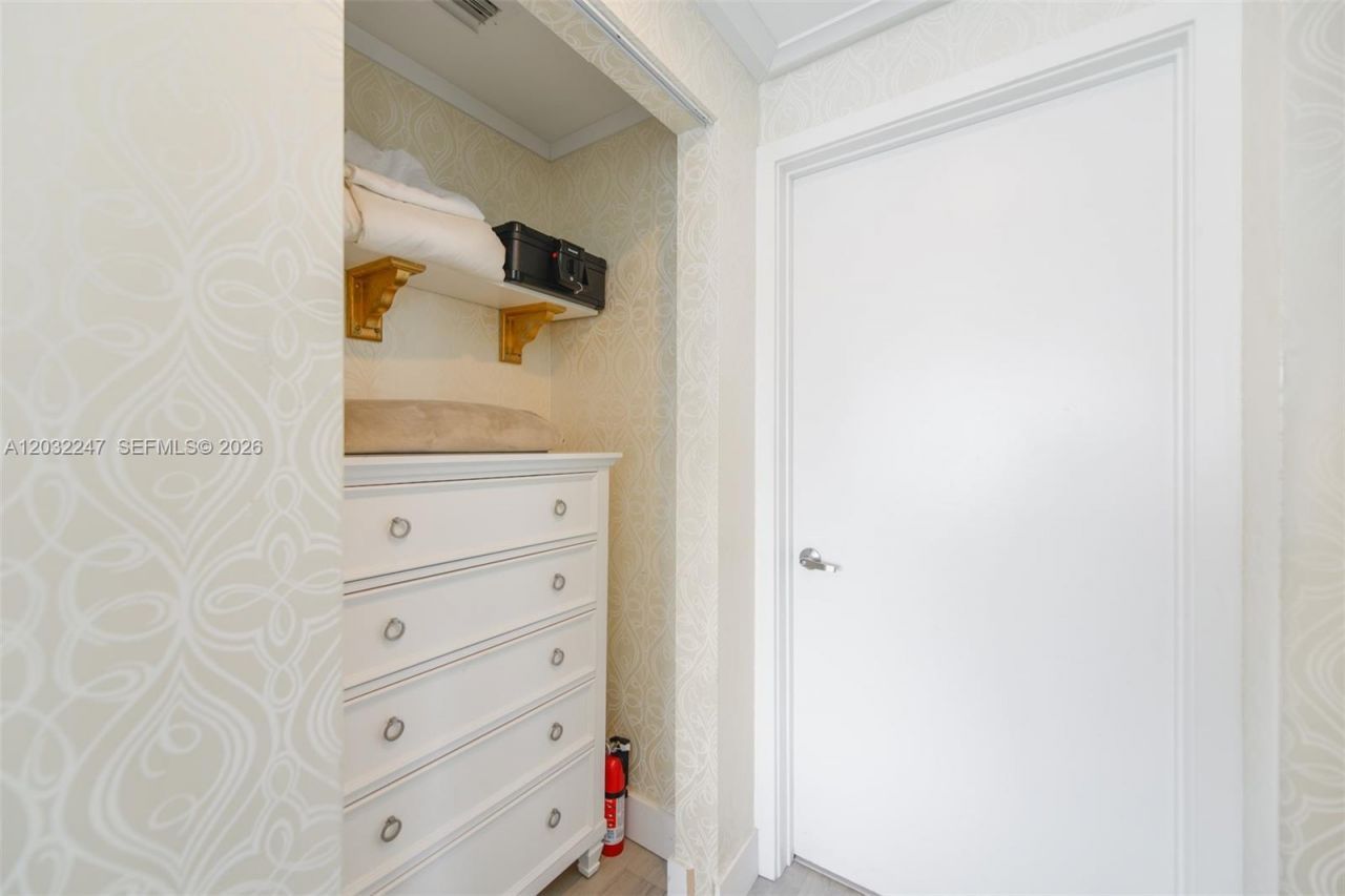 501 NE 31st St , Unit 601, Miami, FL 33137 Photo